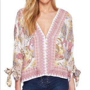 FREE PEOPLE CATCH ME IF YOU CAN MULTICOLORED PRINTED TOP SIZE XS